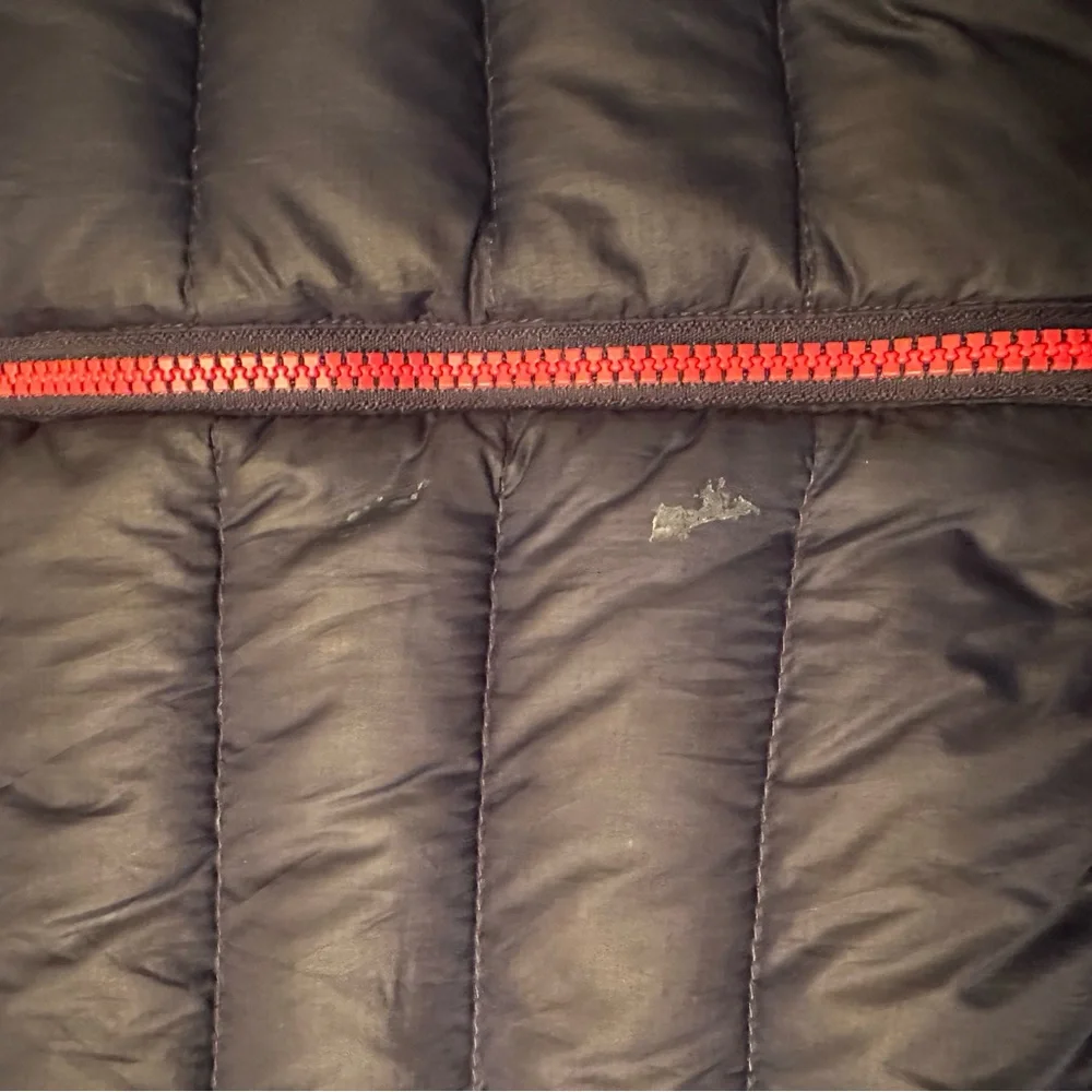The North Face Vibrant Red and Navy Vest - Picture 5 of 5